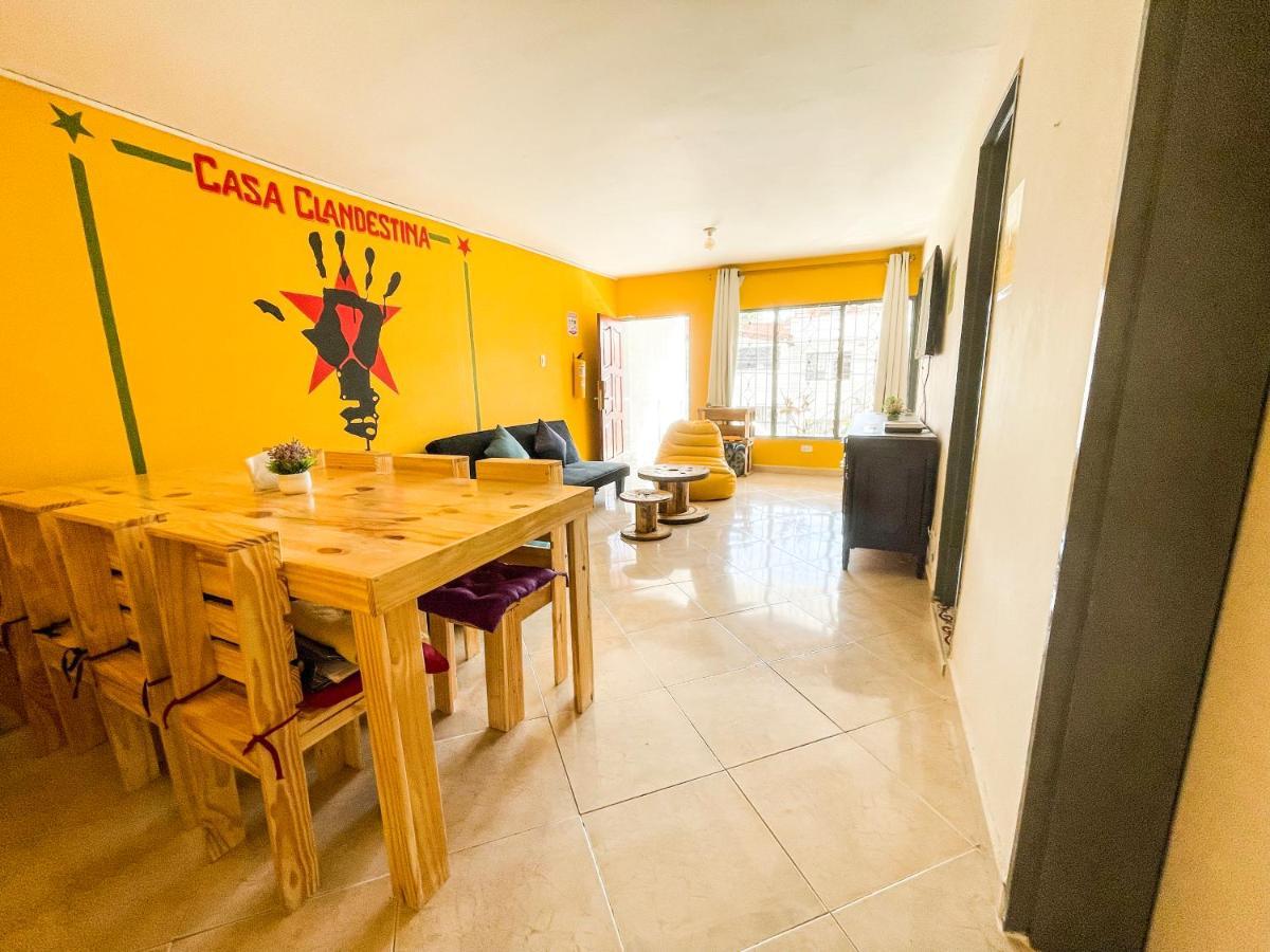 Casa Clandestina Guest House 麦德林 外观 照片