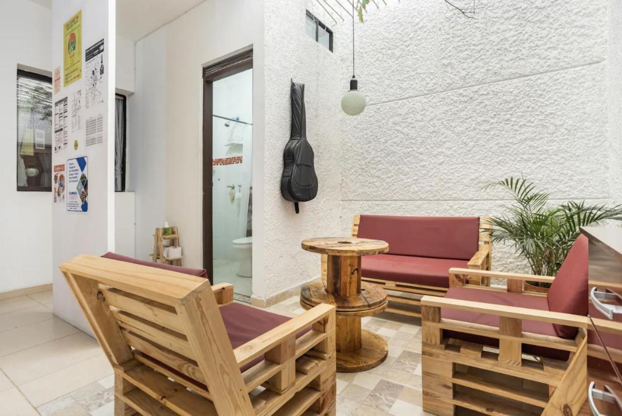 Casa Clandestina Guest House 麦德林 外观 照片