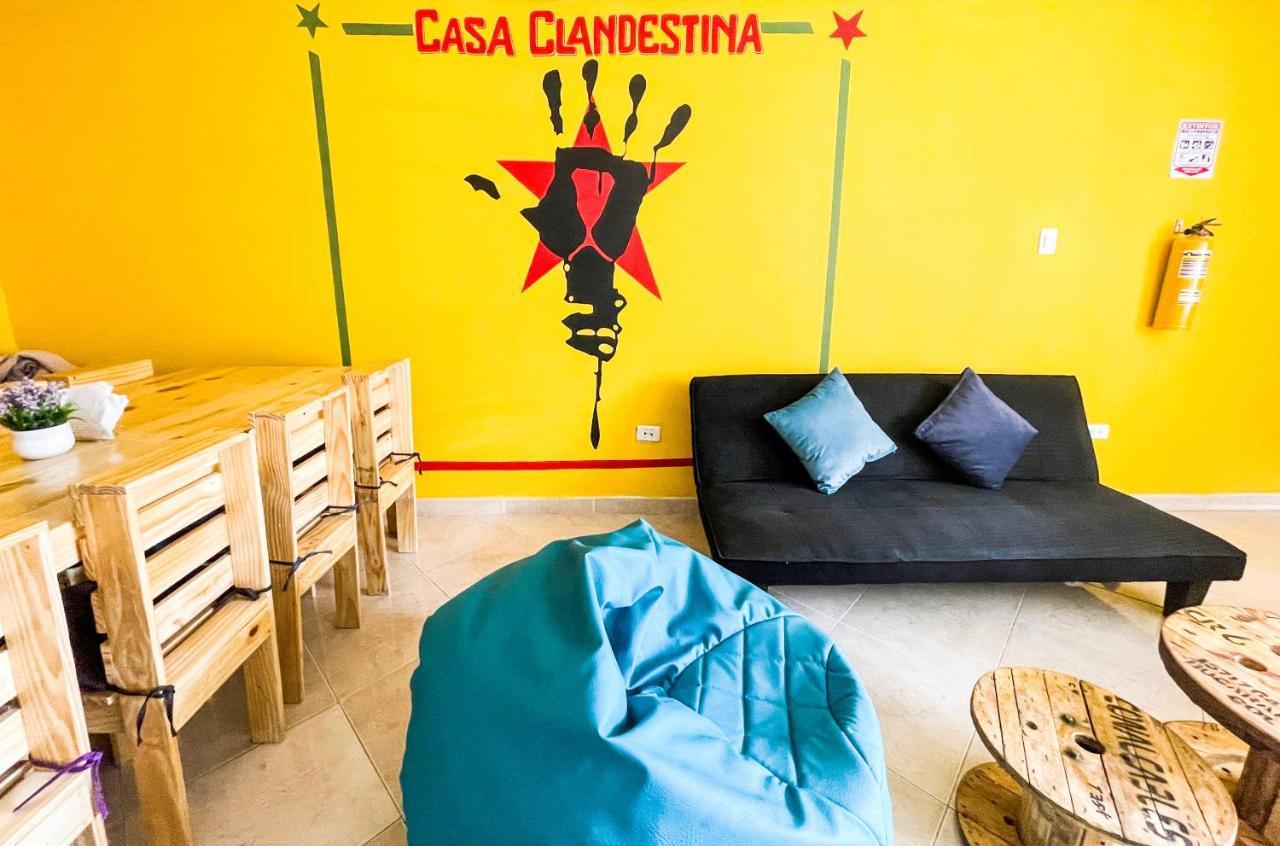Casa Clandestina Guest House 麦德林 外观 照片